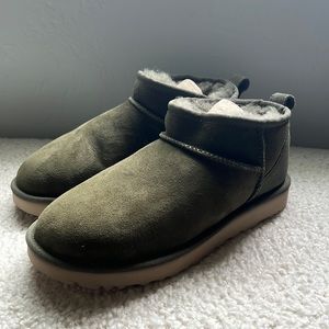 Brand New, Never Worn Classic Ugg Mini, Burnt Olive- Women’s 8